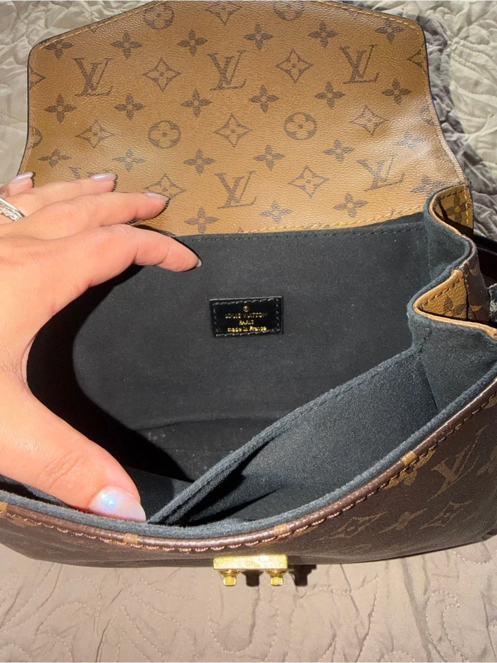 Two-Tone Shoulder Bag in Brown/Tan